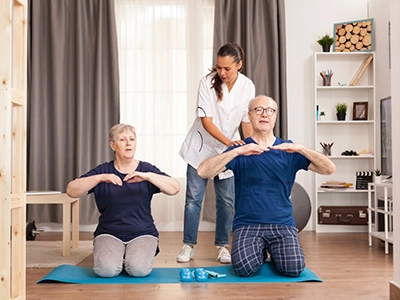 Physiotherapy-for-the-elderly-at-home