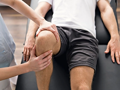 فیزیوتراپی در منزل تهران برای آرتروز زانو و دردهای مزمن اندام تحتانی